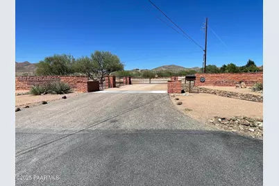 1 S Surefire Road, Kirkland, AZ 86332 - Photo 5