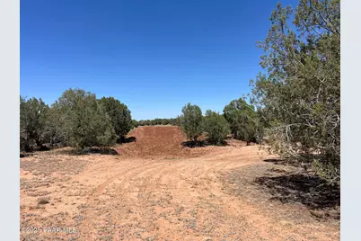 39303 N Bullock Road, Ash Fork, AZ 86320 - Photo 7