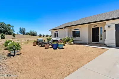 7675 E Lizzy Lane, Prescott Valley, AZ 86315 - Photo 3