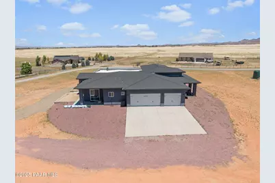 9792 E Casa Bonita Street, Prescott Valley, AZ 86315 - Photo 1