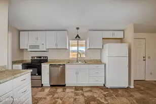 10550 N Poquito Valley Rd, Prescott Valley, AZ 86315 - Photo 11