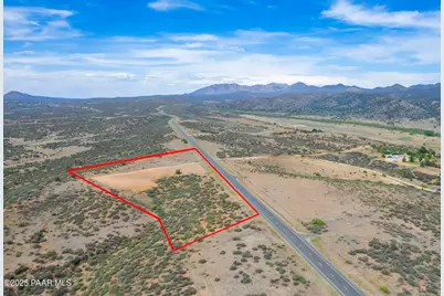 1100C S Iron Springs Road, Skull Valley, AZ 86338 - Photo 5