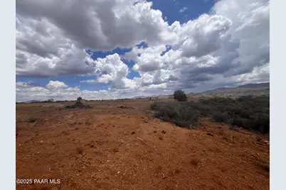 1100C S Iron Springs Road, Skull Valley, AZ 86338 - Photo 15