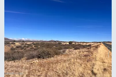 1100D S Iron Springs Road, Skull Valley, AZ 86338 - Photo 5