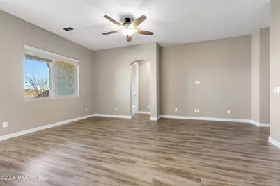 5557 N Teaberry Lane #11, Prescott Valley, AZ 86314 - Photo 7