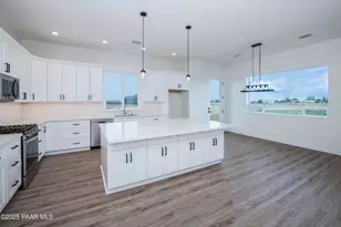 6881 E Bourbon Way, Prescott Valley, AZ 86315 - Photo 5