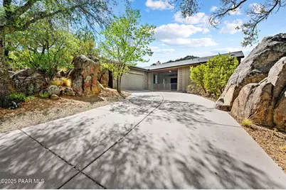 2008 Forest Hills Road, Prescott, AZ 86303 - Photo 3