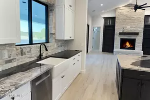 1170 E Cougar Rdg Rd, Paulden, AZ 86334 - Photo 9