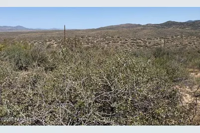 8470-255 W Webster Road, Wilhoit, AZ 86332 - Photo 11