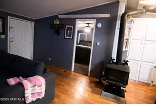 27585 El Oro Dr, Seligman, AZ 86337 - Photo 19