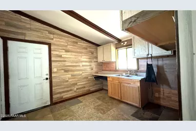 12921 E Central Avenue, Mayer, AZ 86333 - Photo 21
