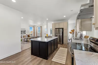 45 W Hawaii Road, Paulden, AZ 86334 - Photo 5