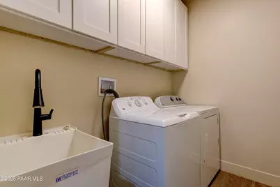 15963 Valentine Lane, Dewey-Humboldt, AZ 86327 - Photo 25
