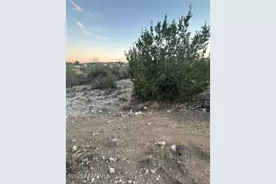 20567 E Cedar Canyon Drive, Cordes Lakes, AZ 86333 - Photo 13