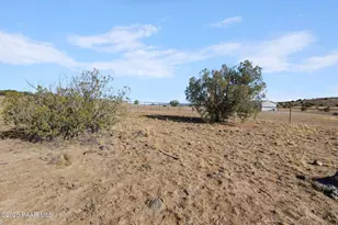 1440 E Spring Water Dr, Paulden, AZ 86334 - Photo 47