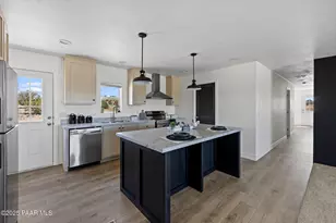 1440 E Spring Water Dr, Paulden, AZ 86334 - Photo 15