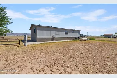 25915 N Lola Lane, Paulden, AZ 86334 - Photo 15