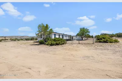 925 W Gina Marie Boulevard, Paulden, AZ 86334 - Photo 47