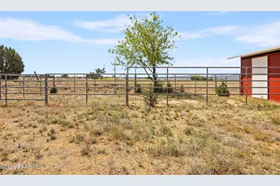 925 W Gina Marie Boulevard, Paulden, AZ 86334 - Photo 65