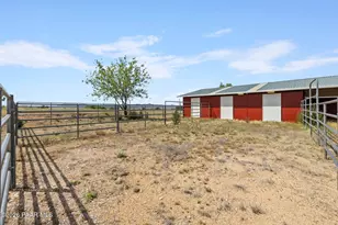 925 W Gina Marie Blvd, Paulden, AZ 86334 - Photo 63