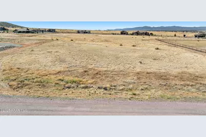 11400 Ventura Way, Prescott Valley, AZ 86315 - Photo 5