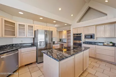 1014 Yavapai Hills Drive, Prescott, AZ 86301 - Photo 9