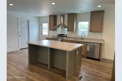 25317 N Lakeside Drive, Paulden, AZ 86334 - Photo 5