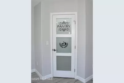 20134 E Lakeside Road, Mayer, AZ 86333 - Photo 9