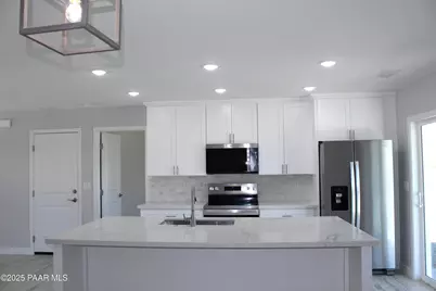 20134 E Lakeside Road, Mayer, AZ 86333 - Photo 5