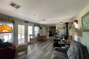 8591 E Tracy Dr, Prescott Valley, AZ 86314 - Photo 9