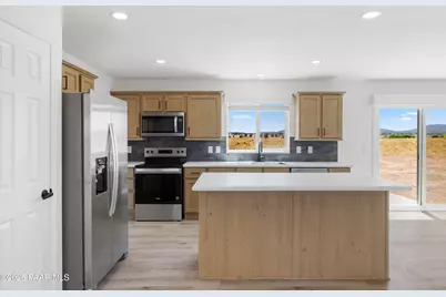 1475 W Kings Court, Paulden, AZ 86334 - Photo 7