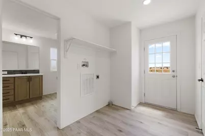 1475 W Kings Court, Paulden, AZ 86334 - Photo 31