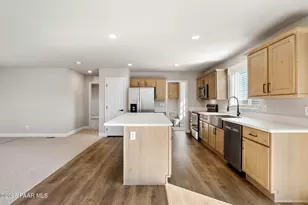 9815 E Ringold Rd, Dewey-Humboldt, AZ 86327 - Photo 11