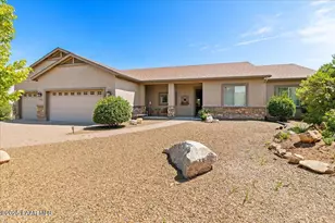 2135 W Bridle Path Rd, Prescott, AZ 86305 - Photo 1