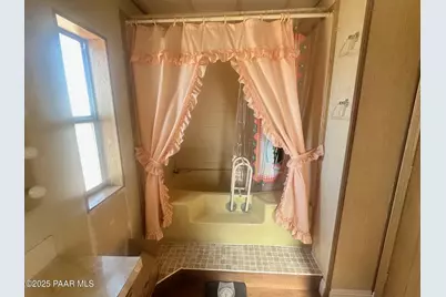 58558 N Shadow Mountain Parkway, Seligman, AZ 86337 - Photo 19