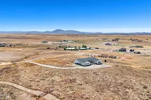 5660 E Heavenly Hilltop Trail, Chino Valley, AZ 86323 - Photo 3