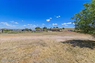 3155 N Gopher Dr, Chino Valley, AZ 86323 - Photo 17