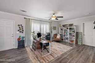 25221 N Mitchell Rd, Paulden, AZ 86334 - Photo 5