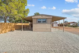20524 E Concho Ln, Mayer, AZ 86333 - Photo 3