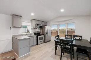 20120 E Horseshoe Ln, Mayer, AZ 86333 - Photo 11