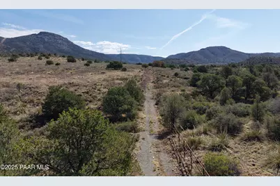 12C-2/3 E Cash Trail, Prescott Valley, AZ 86315 - Photo 3