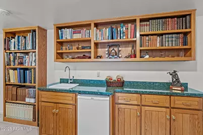 2965 W Saddleridge Way, Wickenburg, AZ 85390 - Photo 23