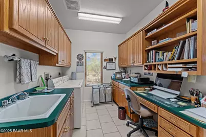 2965 W Saddleridge Way, Wickenburg, AZ 85390 - Photo 33