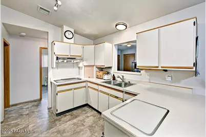 7540 E Las Flores Avenue, Prescott Valley, AZ 86314 - Photo 7
