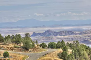 699 Golden Oak Cir, Prescott, AZ 86303 - Photo 1