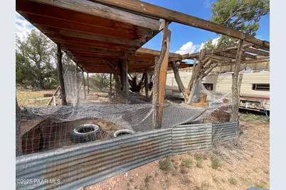 40670 W Scout Trail, Seligman, AZ 86337 - Photo 11