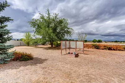 24240 N Bourbon Alley, Paulden, AZ 86334 - Photo 5