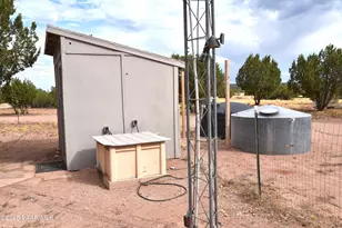 45437 N Jacqueline Hill Dr, Ash Fork, AZ 86320 - Photo 43