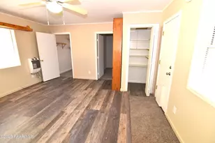 45437 N Jacqueline Hill Dr, Ash Fork, AZ 86320 - Photo 17