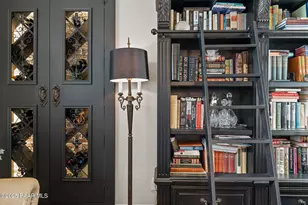 4281 Leaf Spg Dr, Wickenburg, AZ 85390 - Photo 9